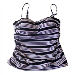 Catalina Bkack and White stripe Cami Swim Suit Top Size 8-10 Medium